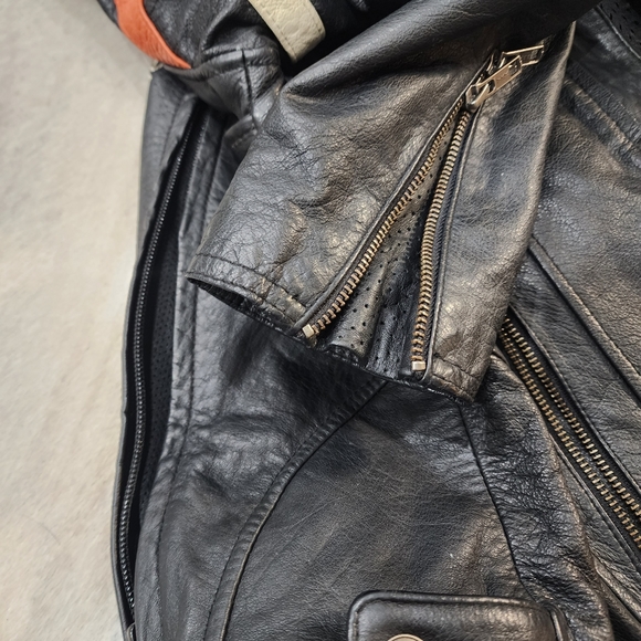 Harley-Davidson Genuine Leather Motorcycle Jacket - Picture 9 of 15